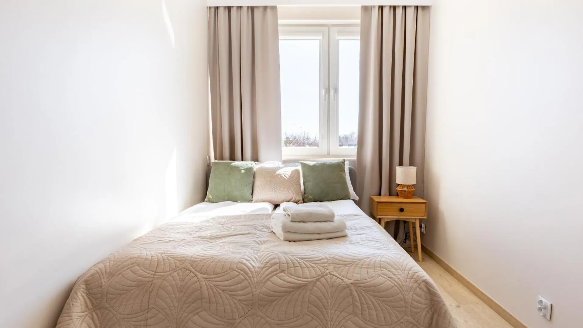 Wejhera Beige Chic Apartment Danzica