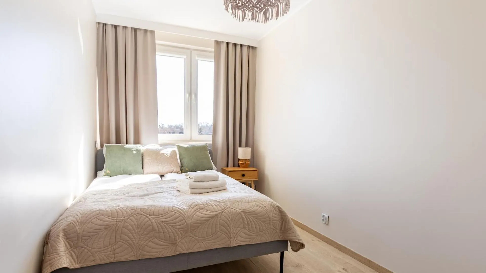 Wejhera Beige Chic Apartment Danzica